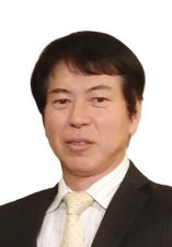 土田　真一